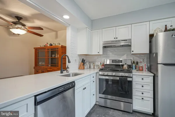 $2,150 | 804 B Sedgefield Drive, Mount Laurel, NJ 08054