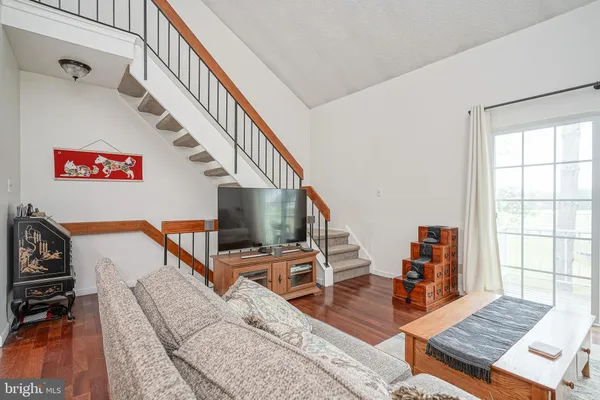 $2,150 | 804 B Sedgefield Drive, Mount Laurel, NJ 08054