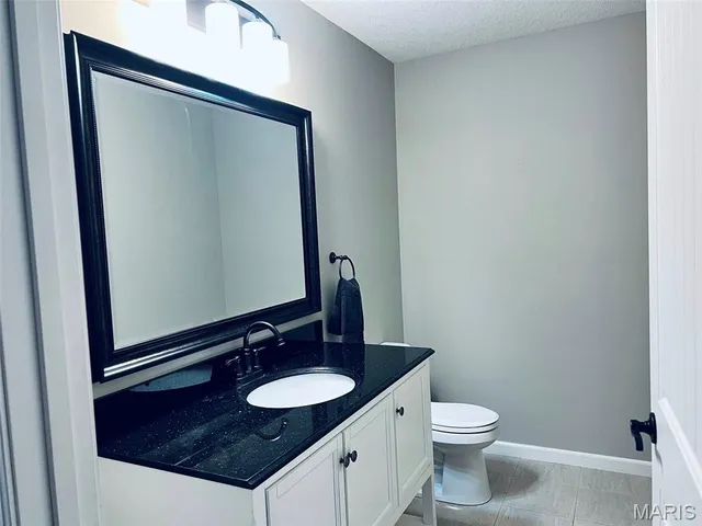 $725,000 | 270 Gala Drive, Hannibal, MO 63401