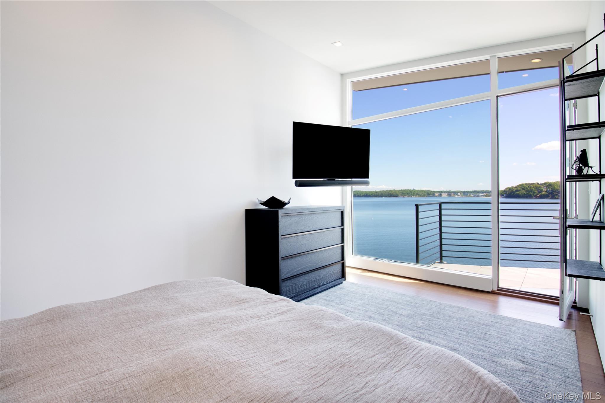 75-34 West Shore Road, Unit 34 Port Washington, NY 11050 - Photo 11 of 22 Bedroom, upper level