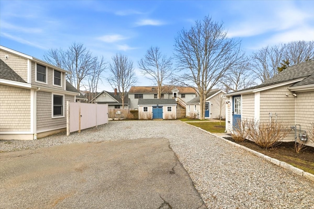 20 Nye Road Falmouth, MA 02540 - Photo 6 of 42 Gallery Image 6