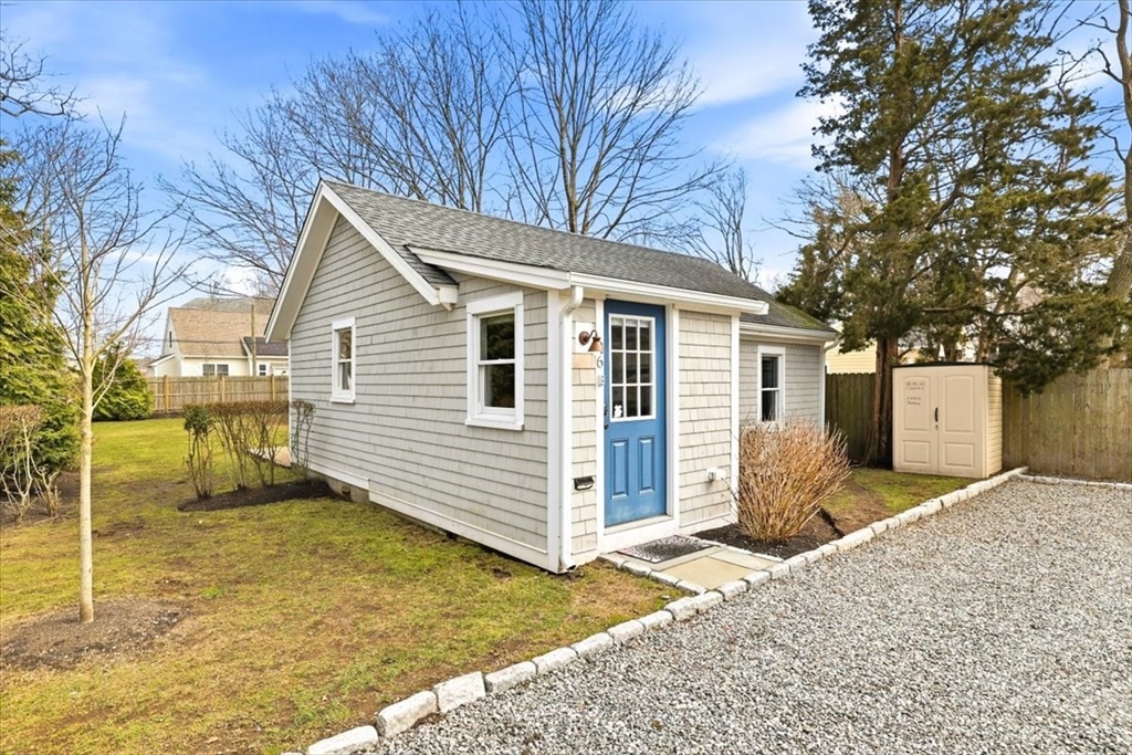 20 Nye Road Falmouth, MA 02540 - Photo 7 of 42 Gallery Image 7