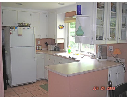 122 Rocky Hill Road Hadley, MA 01035 - Photo 3 of 11 Gallery Image 3