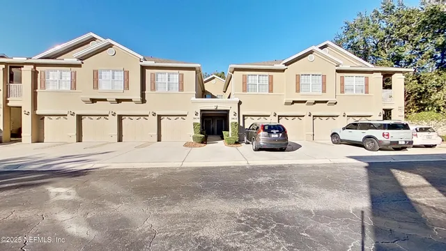 $1,800 | 3907 Summer Grove Way North, Unit 20, Jacksonville, FL 32257