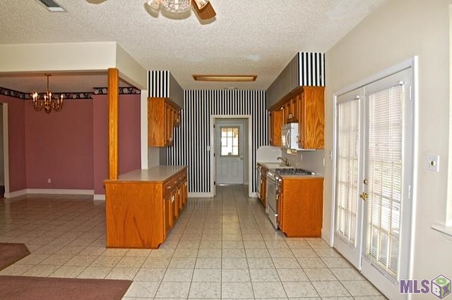 10522 George Lambert Road St. Amant, LA 70774 - Photo 10 of 31 Gallery Image 10