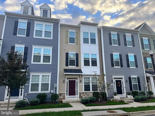 $2,600 | 304 Spring Bank Way, Frederick, MD 21701