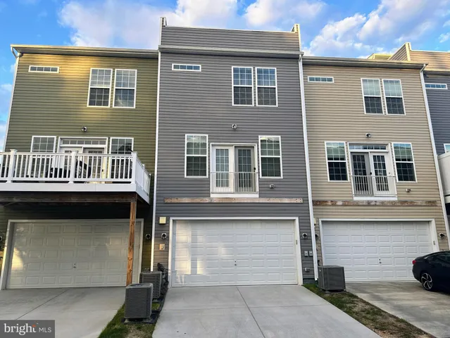 $2,600 | 304 Spring Bank Way, Frederick, MD 21701