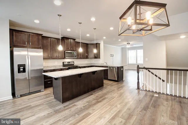 $2,600 | 304 Spring Bank Way, Frederick, MD 21701