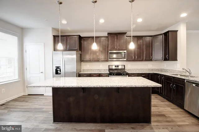 $2,600 | 304 Spring Bank Way, Frederick, MD 21701