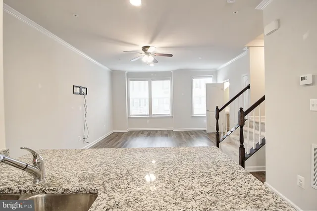 $2,600 | 304 Spring Bank Way, Frederick, MD 21701