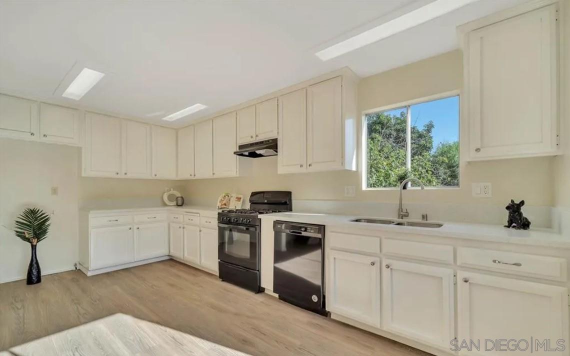 9115 Valencia Street Spring Valley, CA 91977 - Photo 19 of 20