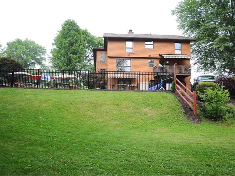 1820 Hassam Road Coraopolis, PA 15108 - Photo 21 of 25 Exterior Back.
