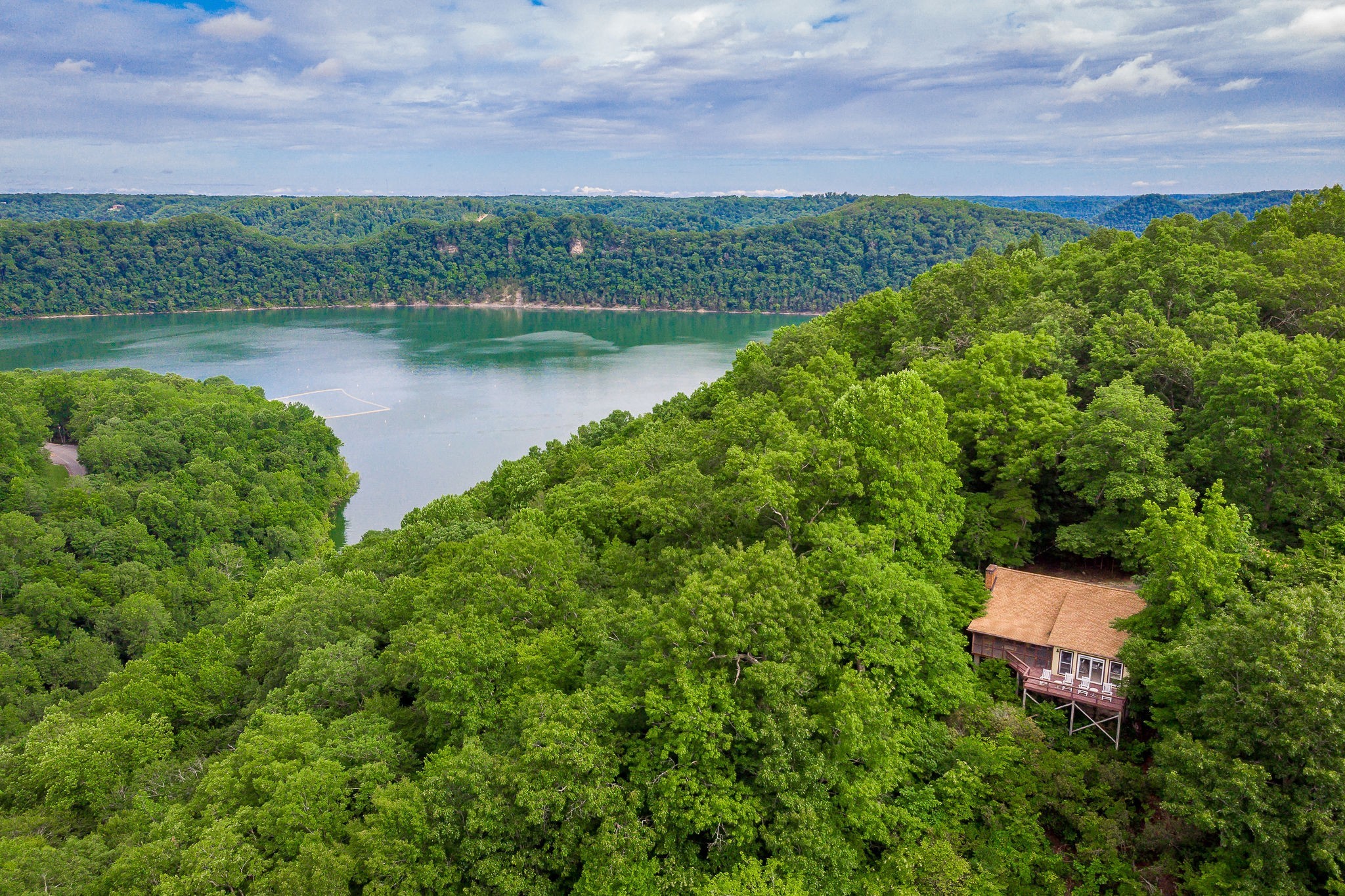 587 East Ridgetop Road Sparta, TN 38583 - Photo 1 of 37 Gallery Image 1