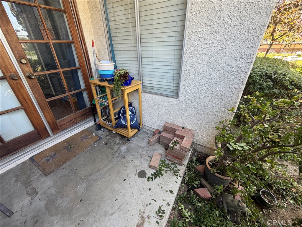1712 Sinaloa Road, Unit 105 Simi Valley, CA 93065 - Photo 22 of 34