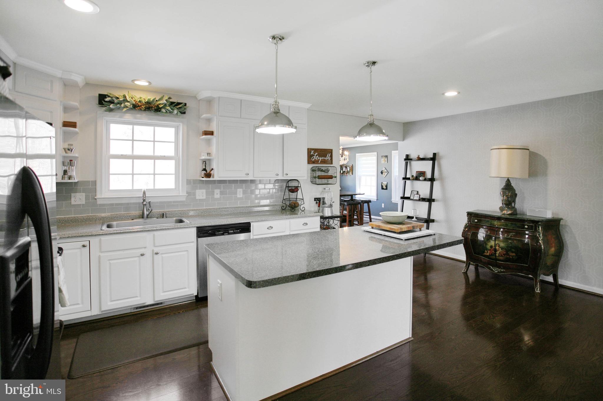 92 Quarry Road Stafford, VA 22554 - Photo 13 of 52 Large island and open to great room