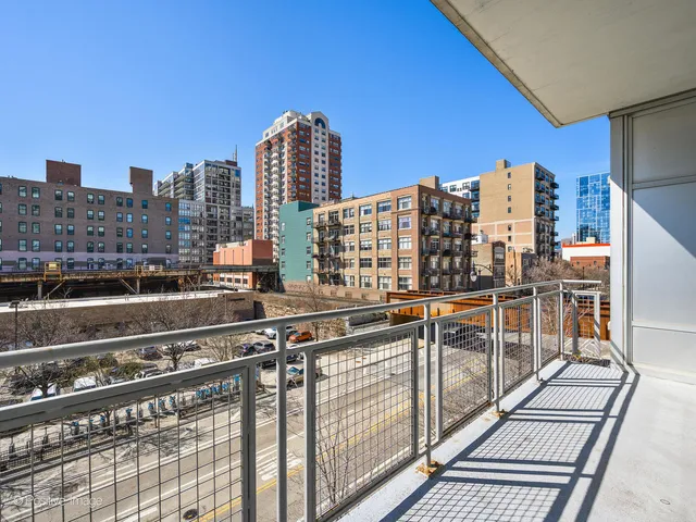 $249,000 | 50 East 16th Street, Unit 414, Chicago, IL 60616