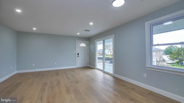 $2,450 | 4623 Schooner Road, Unit B, Brigantine, NJ 08203