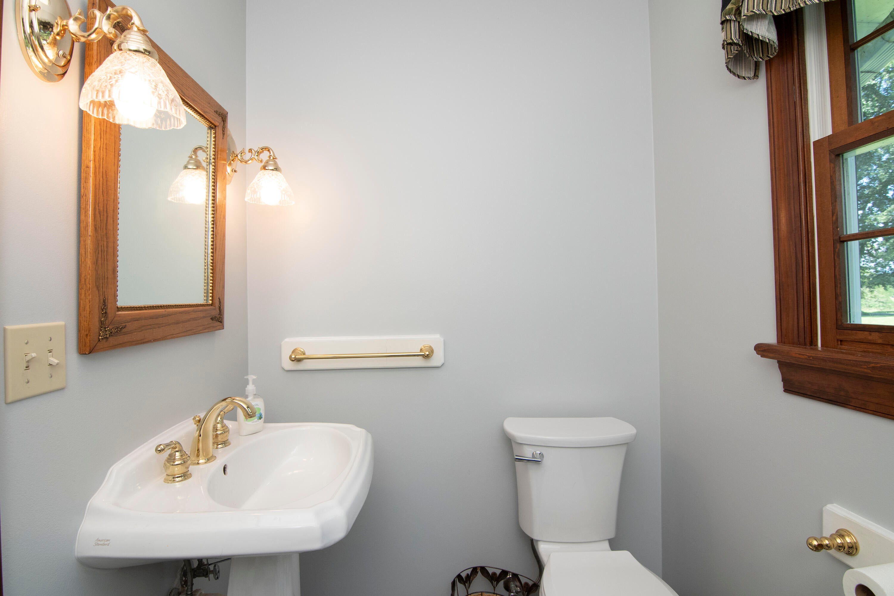 941 Chestnut Flats Road Williamsburg, WV 24991 - Photo 26 of 109 Gallery Image 26