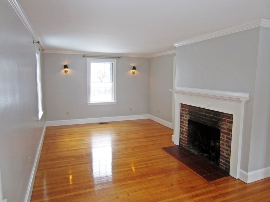 125 Prospect Street Wellesley, MA 02481 - Photo 2 of 20