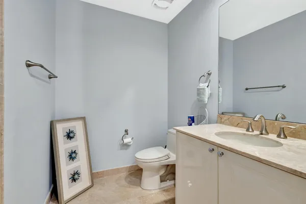 $7,500 | 701 South Olive Avenue, Unit 2108, West Palm Beach, FL 33401