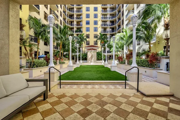 $7,500 | 701 South Olive Avenue, Unit 2108, West Palm Beach, FL 33401