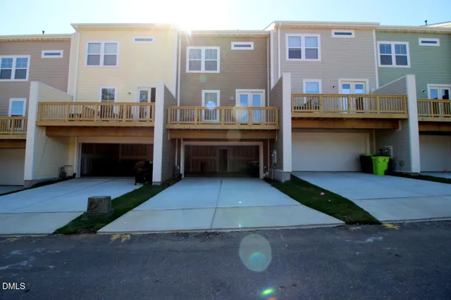 a view of building with a outdoor space