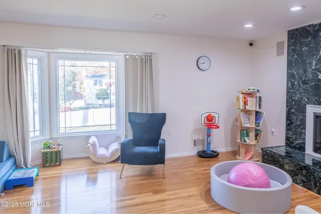 $1,100,000 | 12 Pence Road, Manalapan, NJ 07726