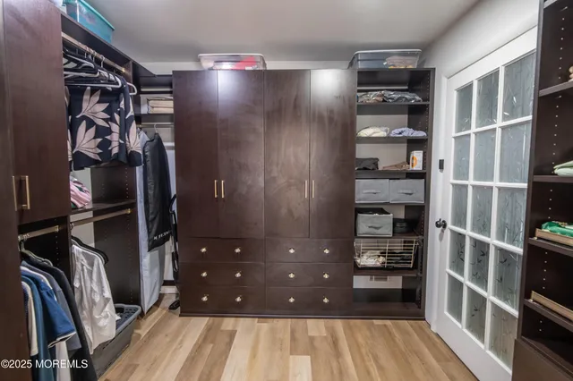 $1,100,000 | 12 Pence Road, Manalapan, NJ 07726