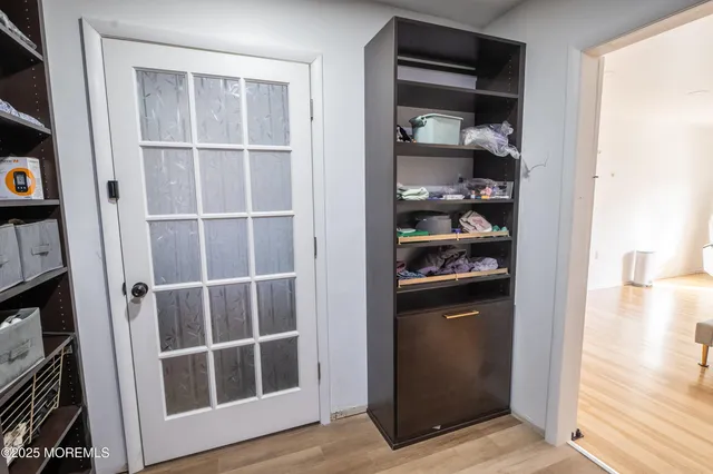 $1,100,000 | 12 Pence Road, Manalapan, NJ 07726