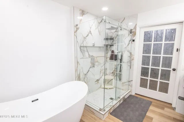 $1,100,000 | 12 Pence Road, Manalapan, NJ 07726