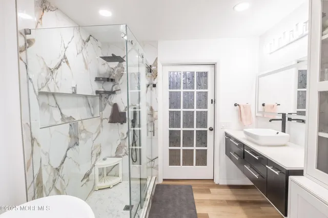 $1,100,000 | 12 Pence Road, Manalapan, NJ 07726