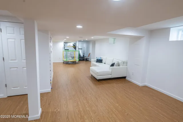 $1,100,000 | 12 Pence Road, Manalapan, NJ 07726