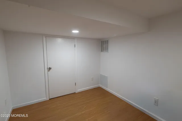 $1,100,000 | 12 Pence Road, Manalapan, NJ 07726