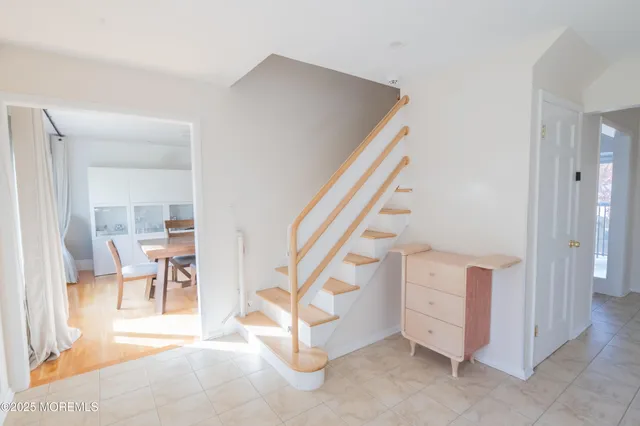 $1,100,000 | 12 Pence Road, Manalapan, NJ 07726