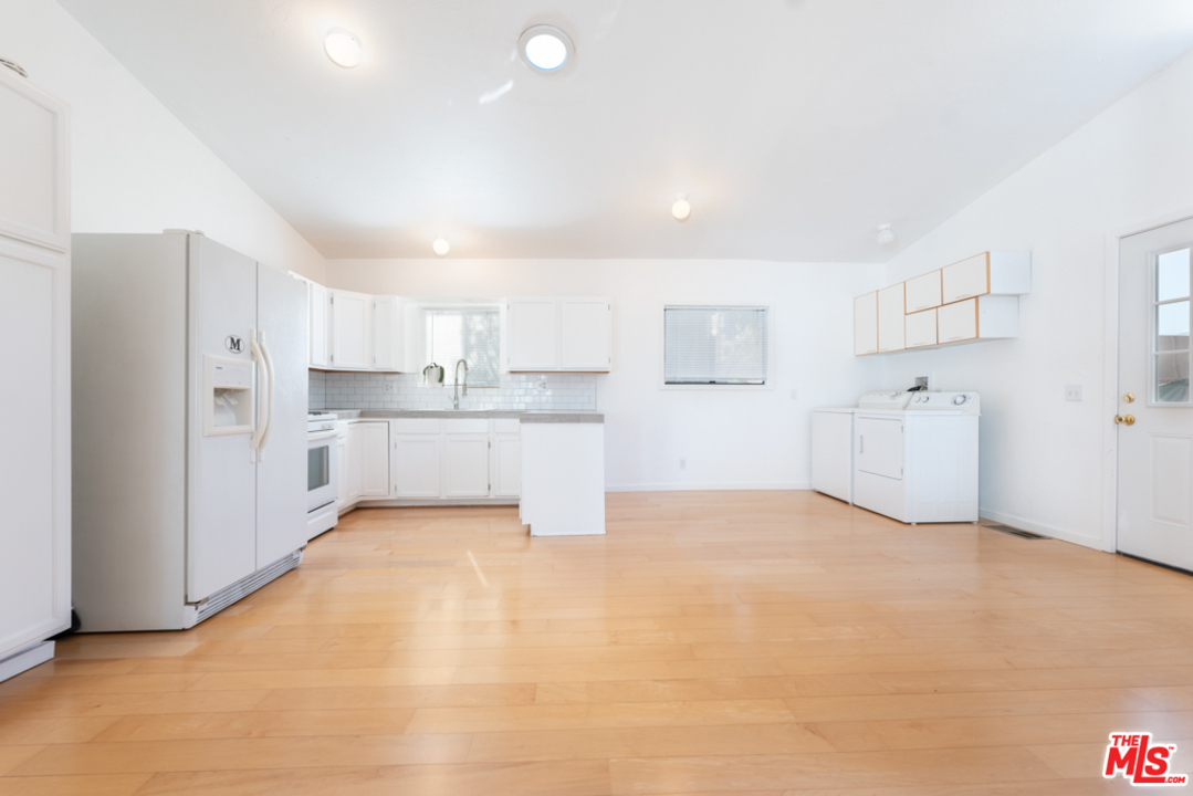 28819 Selfridge Drive Malibu, CA 90265 - Photo 17 of 40