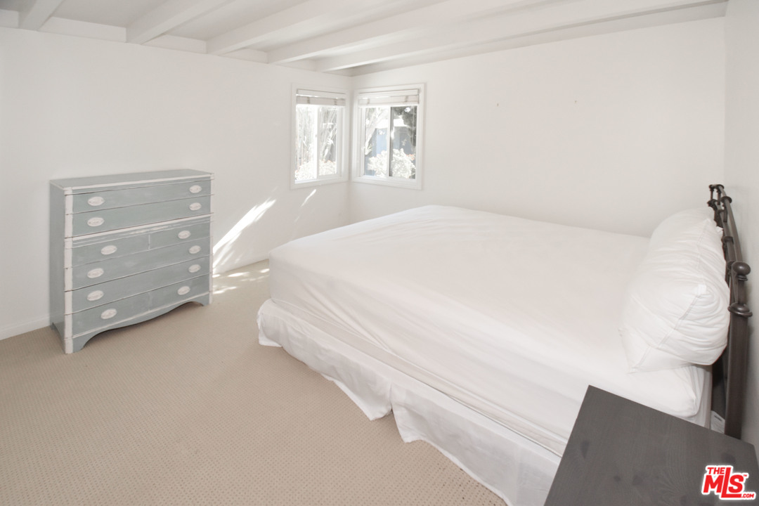 28819 Selfridge Drive Malibu, CA 90265 - Photo 22 of 40