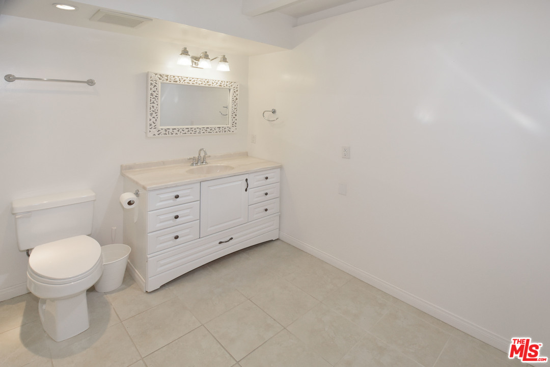 28819 Selfridge Drive Malibu, CA 90265 - Photo 28 of 40