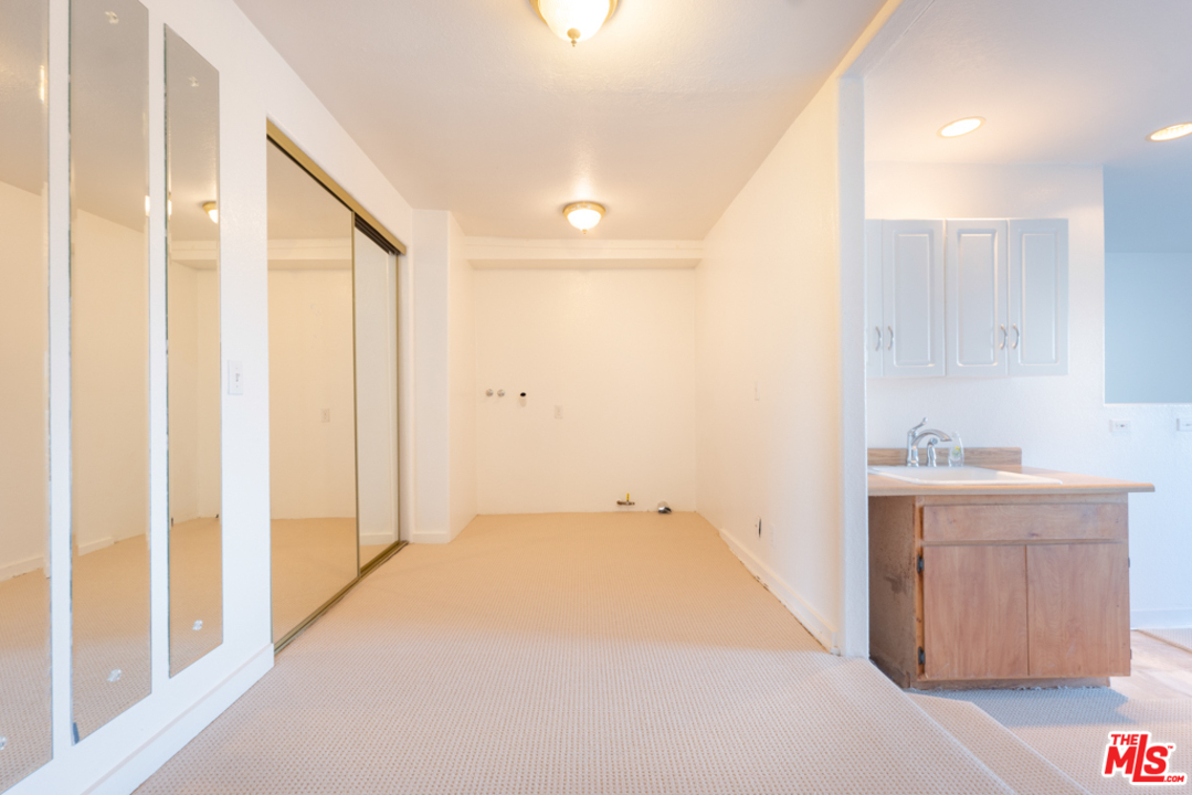 28819 Selfridge Drive Malibu, CA 90265 - Photo 39 of 40