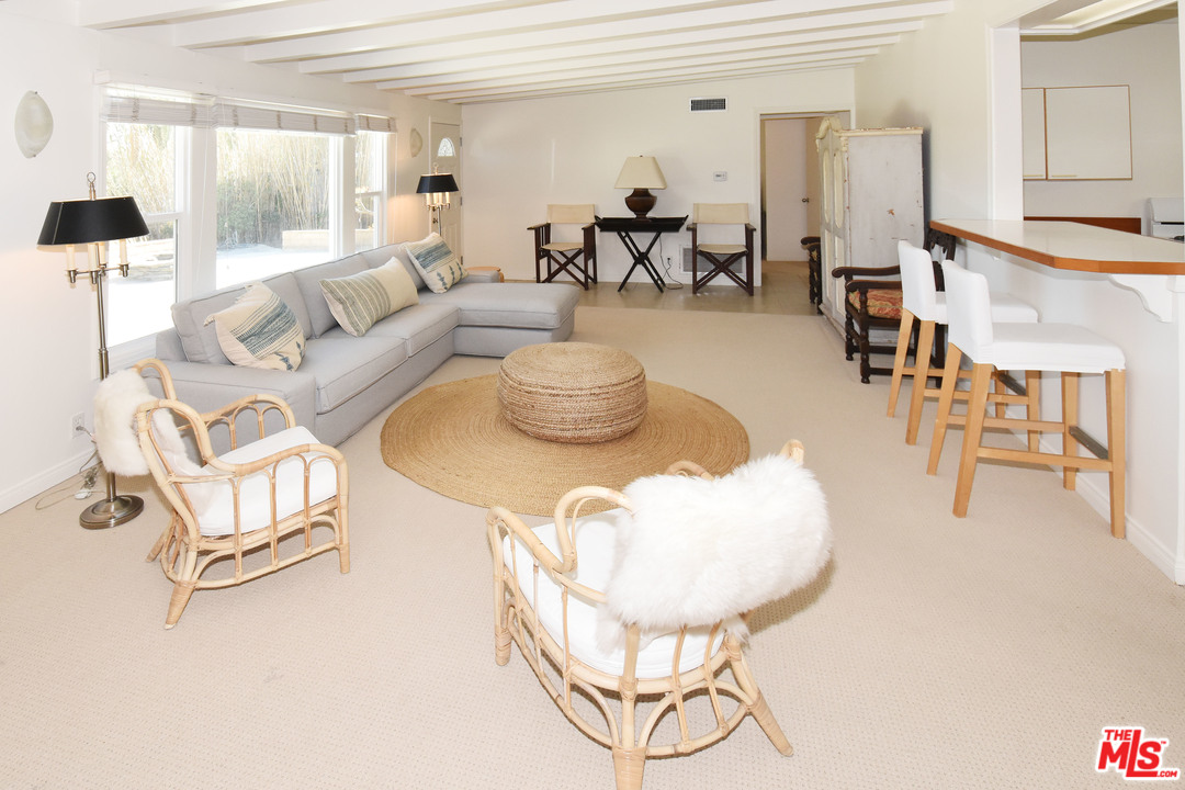 28819 Selfridge Drive Malibu, CA 90265 - Photo 5 of 40