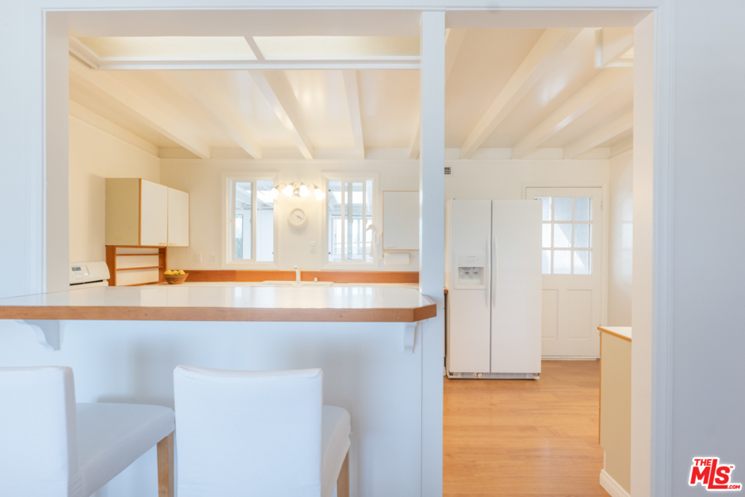 28819 Selfridge Drive Malibu, CA 90265 - Photo 8 of 40