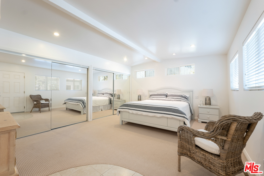 28819 Selfridge Drive Malibu, CA 90265 - Photo 9 of 40