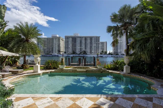 $71,200 | 5801 Pine Tree Drive, Miami Beach, FL 33140