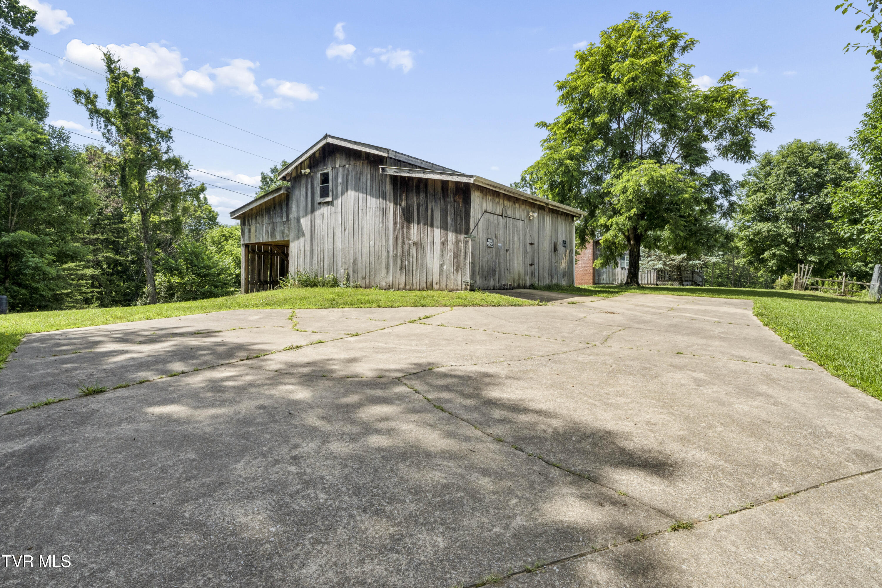 1820 Frank Roberts Road Afton, TN 37616 - Photo 29 of 73 Frank2-9