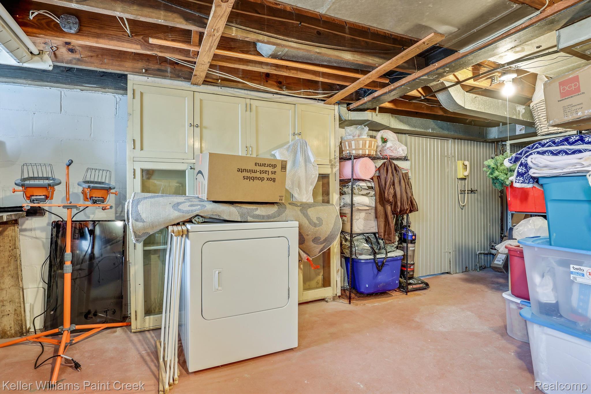 1257 Eaton Road Berkley, MI 48072 - Photo 20 of 29 Laundry Area