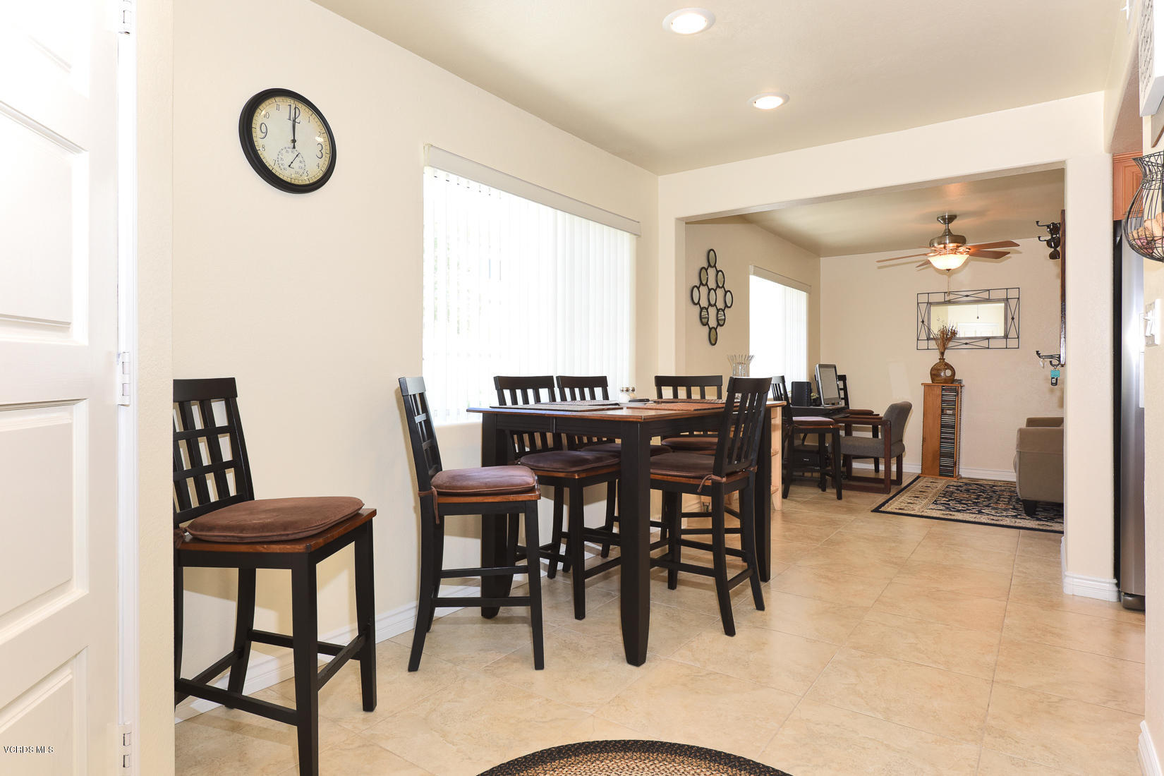 5220 West Wooley Road Oxnard, CA 93035 - Photo 11 of 36 318067_wooley_033