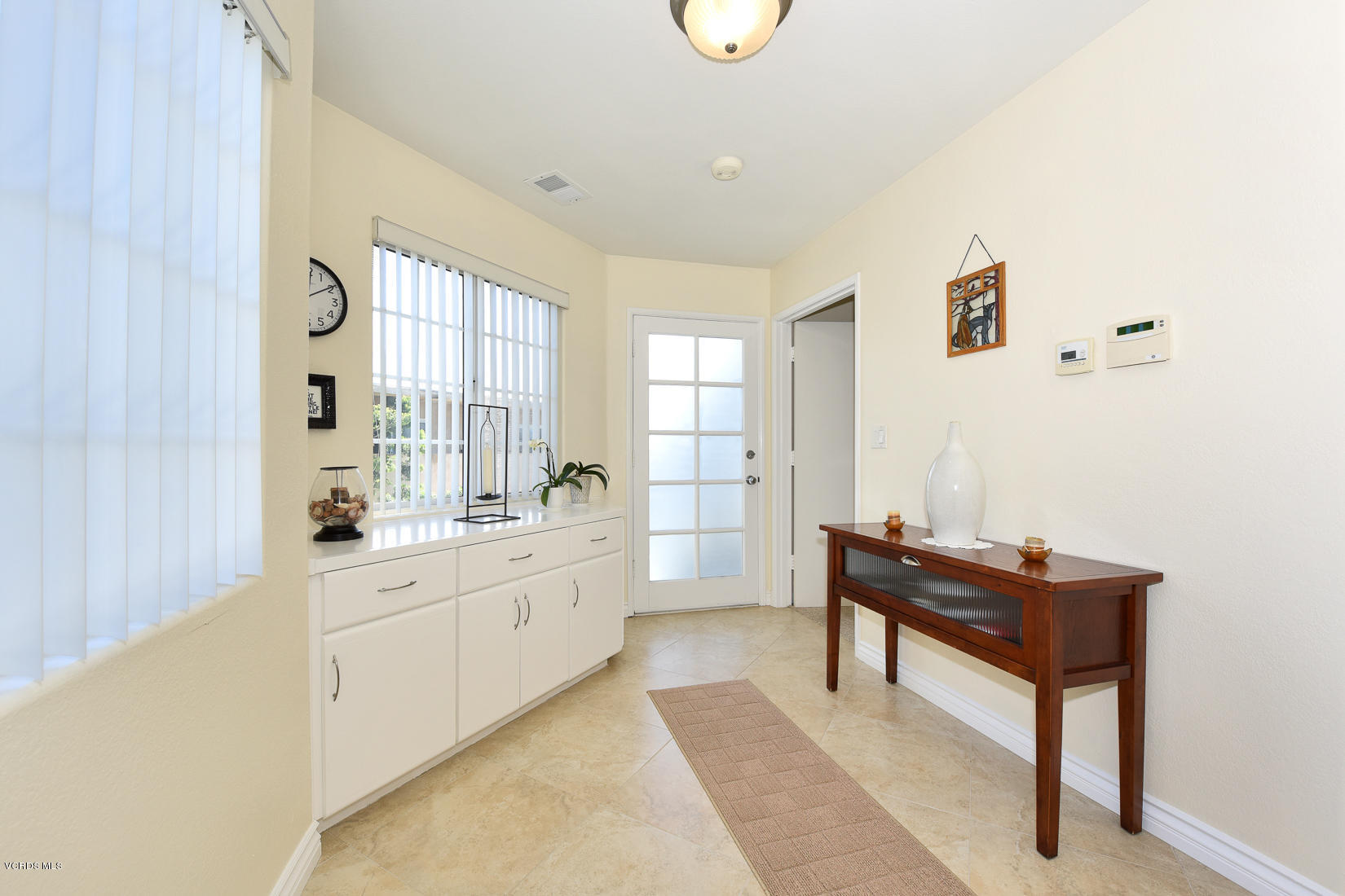 5220 West Wooley Road Oxnard, CA 93035 - Photo 19 of 36 318067_wooley_046