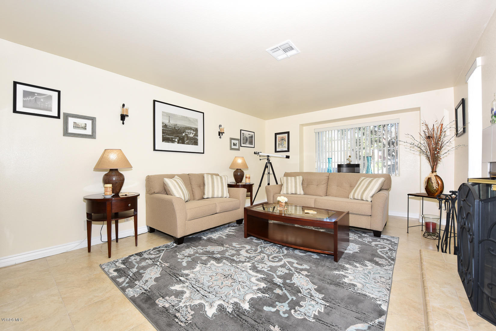5220 West Wooley Road Oxnard, CA 93035 - Photo 6 of 36 318067_wooley_022