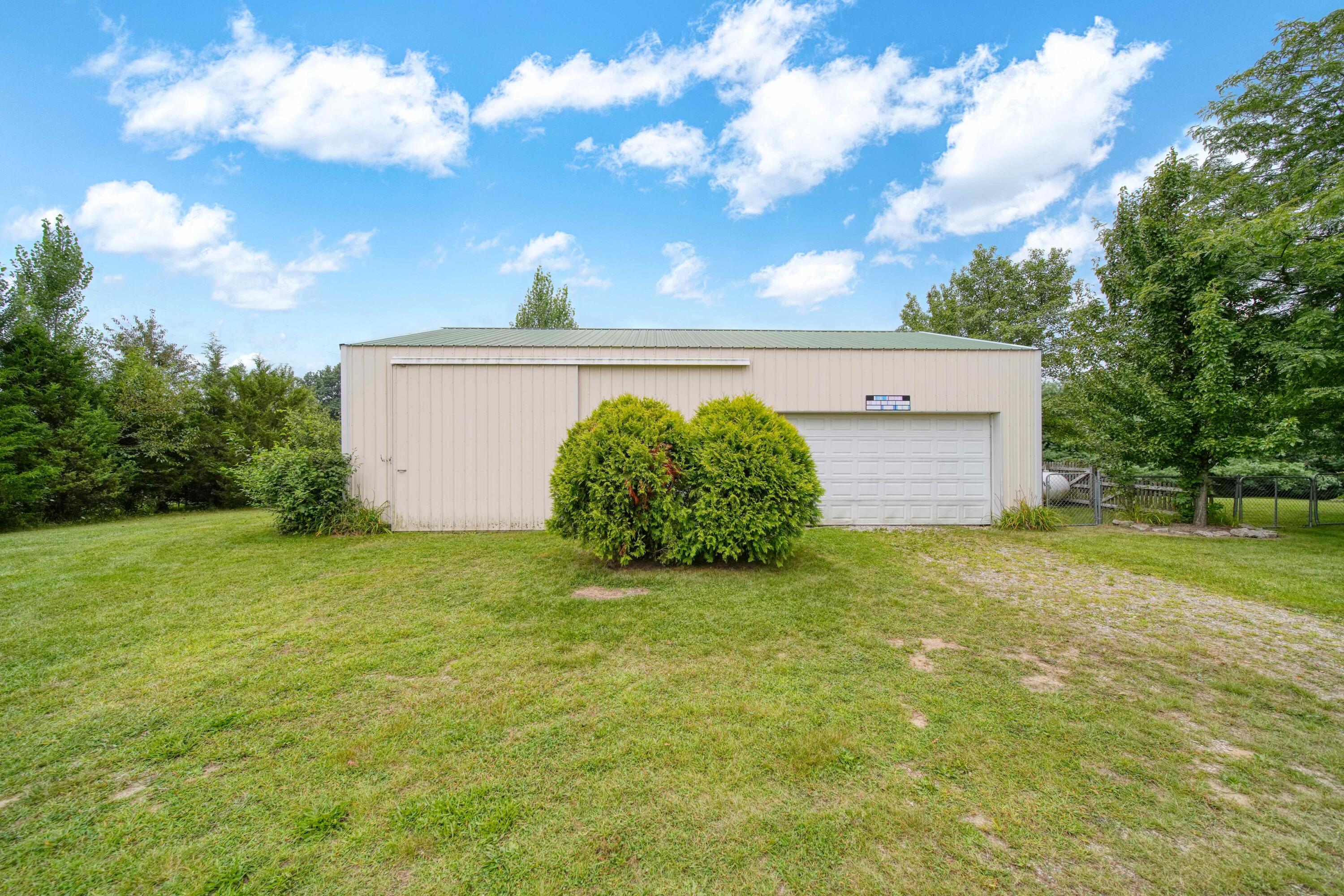 14601 Waterloo Munith Road Grass Lake, MI 49240 - Photo 57 of 80 54