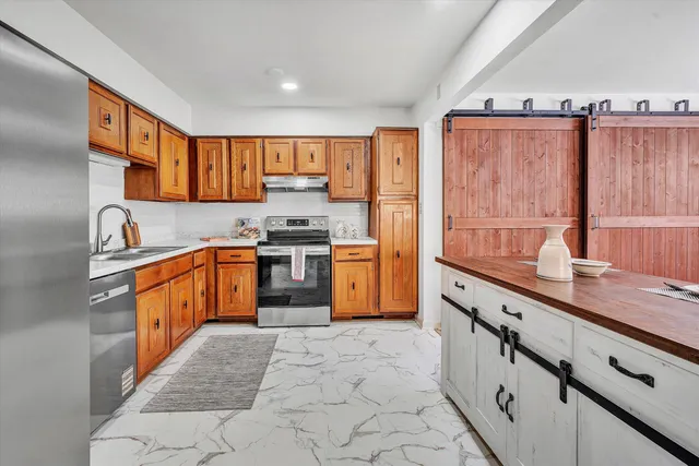 $189,900 | 5260 Cross Bow Circle, Unit 10D, Roanoke, VA 24018