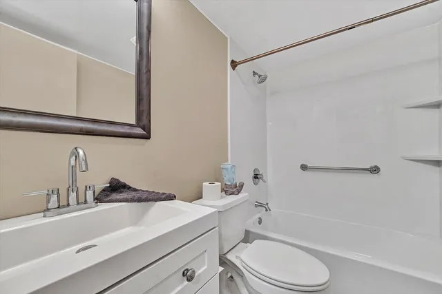 $189,900 | 5260 Cross Bow Circle, Unit 10D, Roanoke, VA 24018